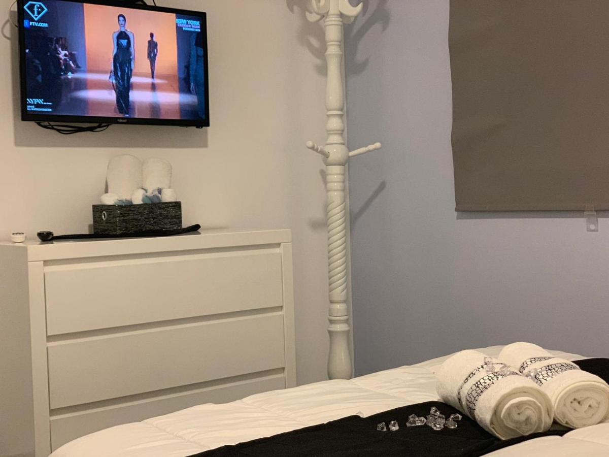 Appartement דירת 5 חדרים מול הים à Bat Yam Extérieur photo