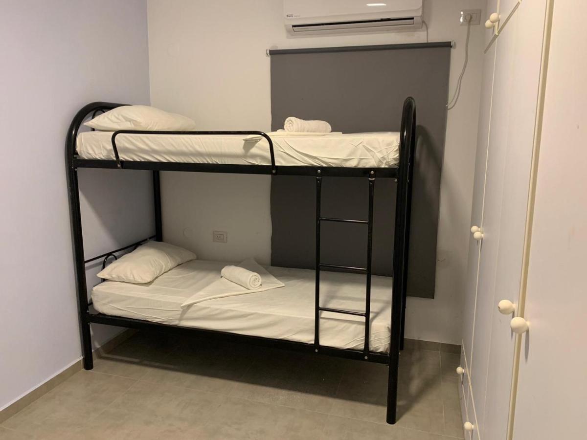 Appartement דירת 5 חדרים מול הים à Bat Yam Extérieur photo
